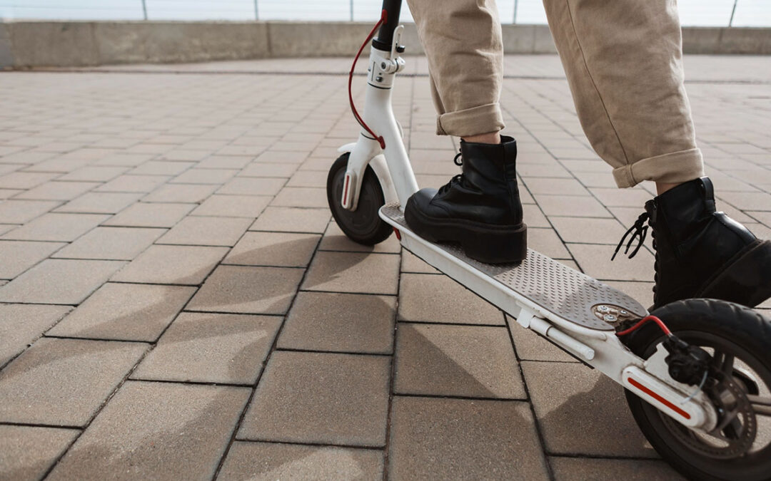 Električni trotineti u saobraćaju – čuvajmo sebe i druge