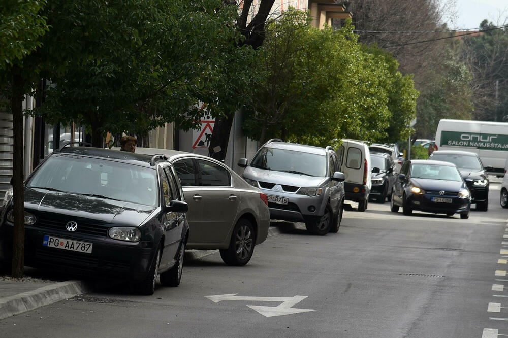 Zašto nam je potrebna drugačija parkirna politika?